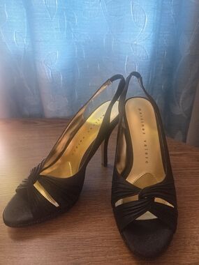 Martinez Valero Black Slingback Peep-Toe Heels NWOT